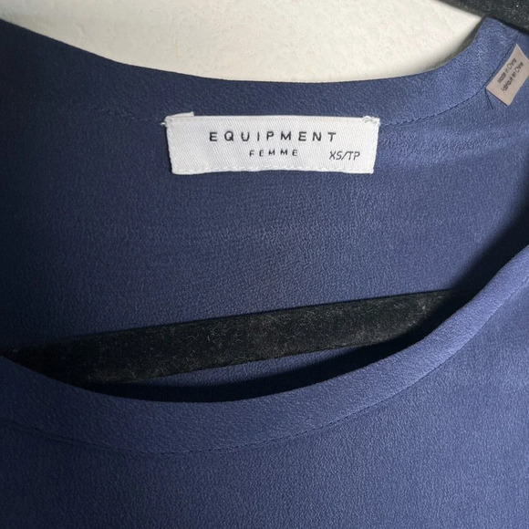 Equipment Liam Silk Blouse Top Blue Python Snake Print Long Sleeve Womens XS - Picture 3 of 8